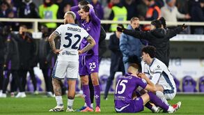 Choque e desespero no Fiorentina-Inter depois de Bove colapsar em campo
