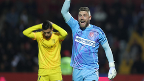 Simão Bertelli e a derrota com o Sp. Braga: «Trocaria as defesas e a exibição pela vitória»