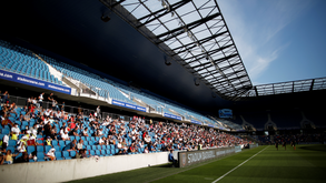 Criança de 6 anos banida do estádio do Le Havre por atirar copos e bolas de papel