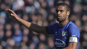 Adjunto Ricardo Silva assume treino do Famalicão