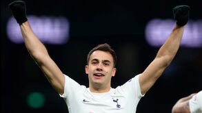 Não conta para Postecoglou: Reguilón de saída do Tottenham