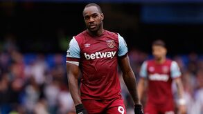 Michail Antonio envolvido em grave acidente de viação