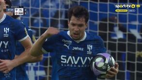 Cancelo serviu de forma perfeita e Marcos Leonardo voltou aos golos pelo Al Hilal