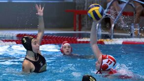 Polo aquático: Benfica volta a perder e está fora da Challenger Cup