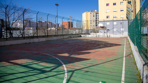Fundação Sporting e Edgar Davids unem-se para reabilitar campos no Bairro da Cruz Vermelha