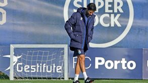 FC Porto prepara Liga Europa com dois nomes no boletim clínico