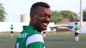 Nani e os dois táxis que Paulo Bento pagou: «Tu andas a brincar com isto. Vais ter de me pagar um jantar»