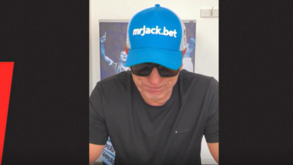 Renato Gaúcho despede-se do Grémio em lágrimas: «Não sou perfeito mas sempre vesti a camisola do clube»