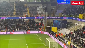 Club Brugge-Sporting: adepto assistido após petardo rebentar na bancada dos belgas