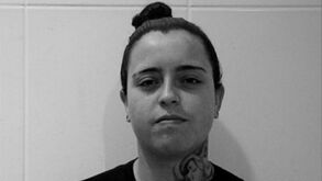 Jogadora de futsal distrai-se com o telemóvel e morre após queda de 22.º andar