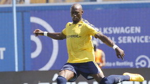 Mangala tenta voltar ao onze