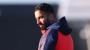 O jogador que o Manchester United quer 'sacrificar' para dar prenda a Ruben Amorim