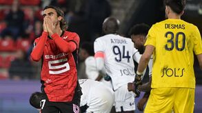 Sampaoli deixa recado a Jota: «Preciso de jogadores que se esforcem continuamente...»
