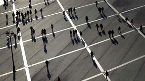 Acha que ganha muito ou pouco? Compare o seu salário