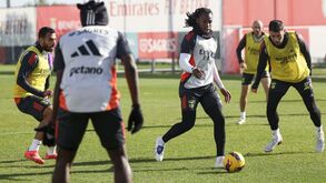 Olha quem está de volta aos treinos do Benfica