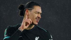 Darwin 'vingou-se' dos adeptos do Southampton: avançado ex-Benfica foi provocado e respondeu assim