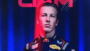 Red Bull confirma Liam Lawson como substituto de Sergio Pérez