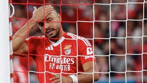 Arthur Cabral em dúvida para o Benfica-Estoril