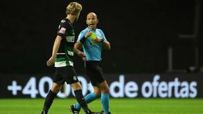 Gatilho dos amarelos mais rápido com João Pereira: leões dobraram os cartões por jogo na nova era