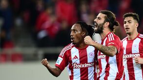 Olympiacos vence com golo 100% português e reforça liderança na Grécia