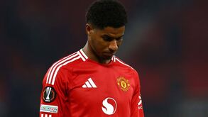 O mal-estar no balneário e o adeus da namorada: Rashford vive dias difíceis no Man. United