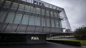 FIFA implementa quadro regulamentar provisório sobre transferências de jogadores: o que está em causa