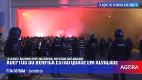 Adeptos do Benfica a caminho de Alvalade: petardos rebentam no túnel