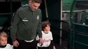 O 'homenzinho' do presidente e o seu artilheiro: saiba quem entrou no dérbi de mão dada com Gyökeres