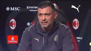 O duelo contra o filho, a saída do FC Porto e a noite mal dormida: tudo o que disse Conceição na apresentação no Milan