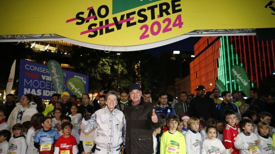 Atleta de 66 anos completa distância em 38.37 minutos e volta a bater o recorde do Mundo