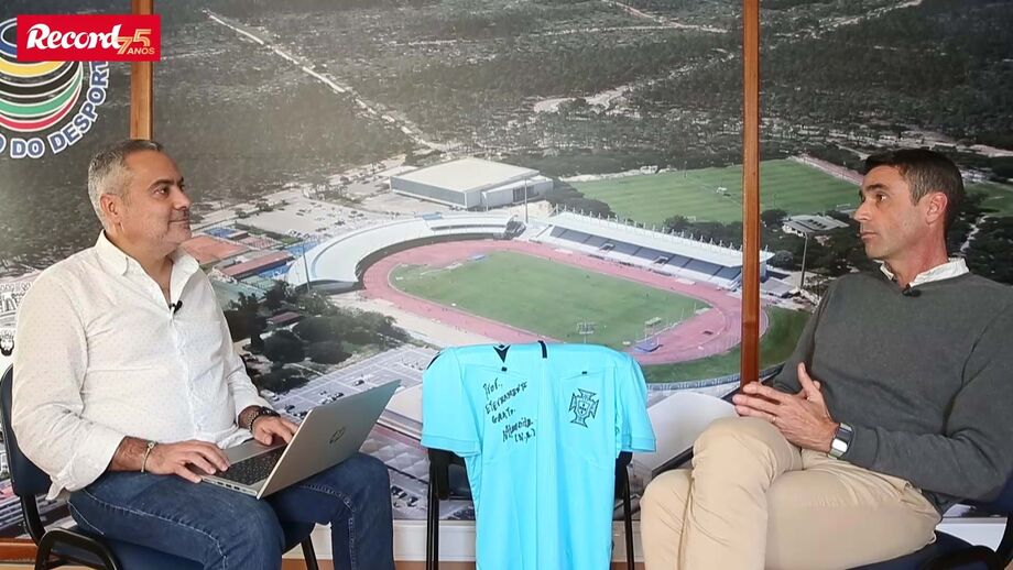 Entrevista a Nuno Almeida: «Pânico de andar de avião prejudicou-me»