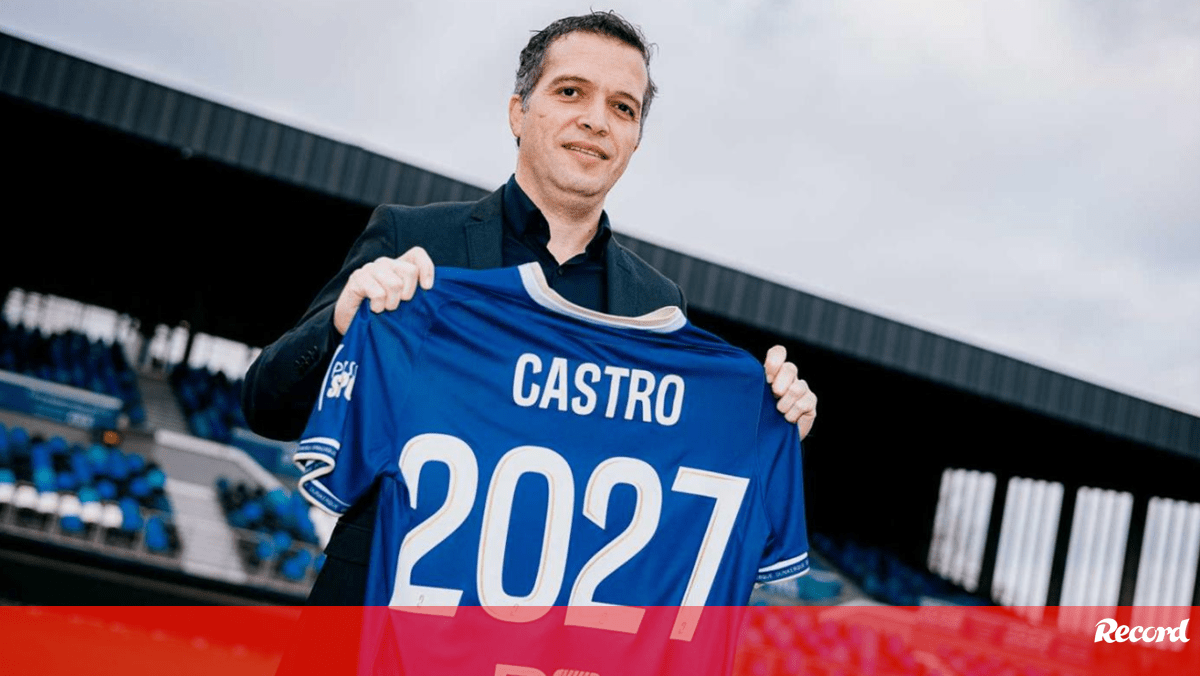 Luís Castro Renews with Dunkerque Until 2027