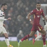 A crónica do Liverpool-Manchester United, 2-2: Ruben Amorim ganha vida na loucura de Anfield