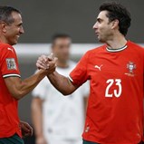 Lembra-se destes craques que vestiram a camisola da Seleção? Veja as melhores imagens do jogo 'Portugal Legends'