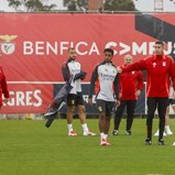 Uma ausência no derradeiro treino do Benfica antes do dérbi com o Sporting