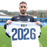 Oficial: Ruly García prolonga a ligação com o Vizela até 2026