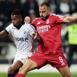 As notas dos jogadores do Benfica frente ao Farense: acordar mais tarde e chegar a tempo