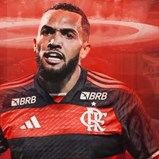 Flamengo apresenta Juninho, avançado que em Portugal jogou no Estoril e no Chaves