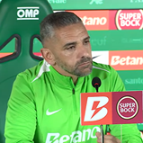 Rui Borges não revela se Edwards treinou: «Está fora do jogo por opção técnica. Ponto!»