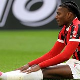 Shevchenko tece críticas a Rafael Leão