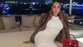 Cristiano Ronaldo e Georgina Rodríguez festejaram entrada em 2025 no Dubai: veja as imagens