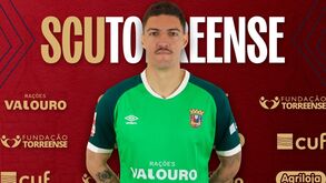 Thiago Rodrigues certo na baliza do Torreense