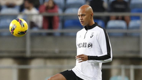 Raul Silva deve voltar ao onze do Farense diante do Santa Clara