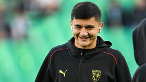 Abdukodir Khusanov, a pérola uzbeque do Lens que está no radar de Guardiola
