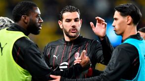 Carboni sem piedade: «Theo Hernández não sabe defender...»