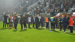 Nacional-FC Porto vai ser retomado dia 15 de janeiro