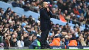 Pep Guardiola assume culpa pelos maus resultados do Man. City: «Está a faltar-me algo...»