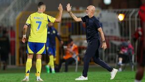 Pioli rendido a Cristiano Ronaldo: «Não posso tratá-lo como trato os outros...»