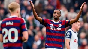 Isak não quer sair do Newcastle: «Sempre foi o meu sonho»