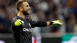 Girona devolve guarda-redes Pau López ao Marselha